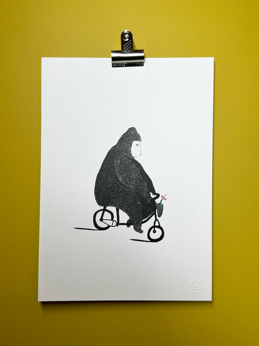 Gorilla on a Bike 4/5